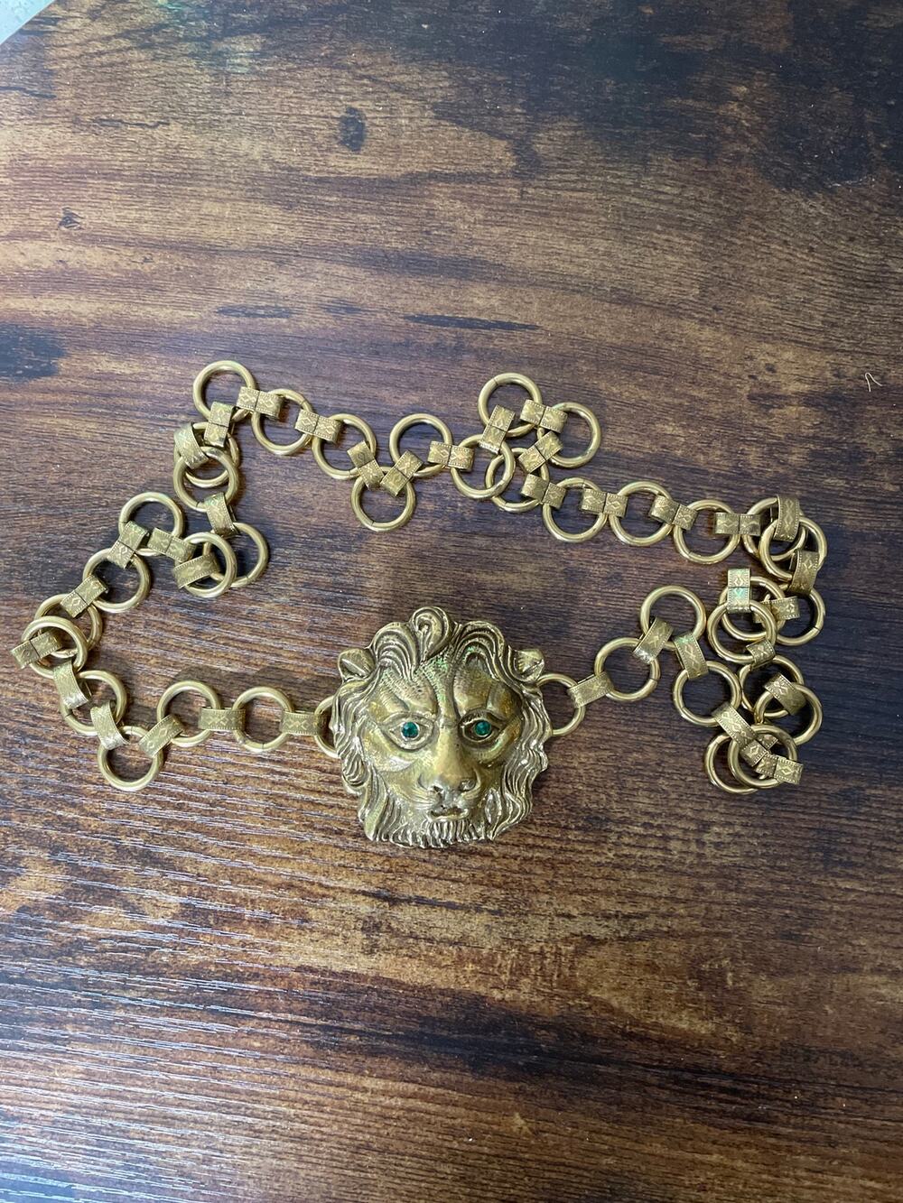 Vintage Ring Chain Belt Gold Tone Lion Head Green Rhinestone Eye Statement 32"